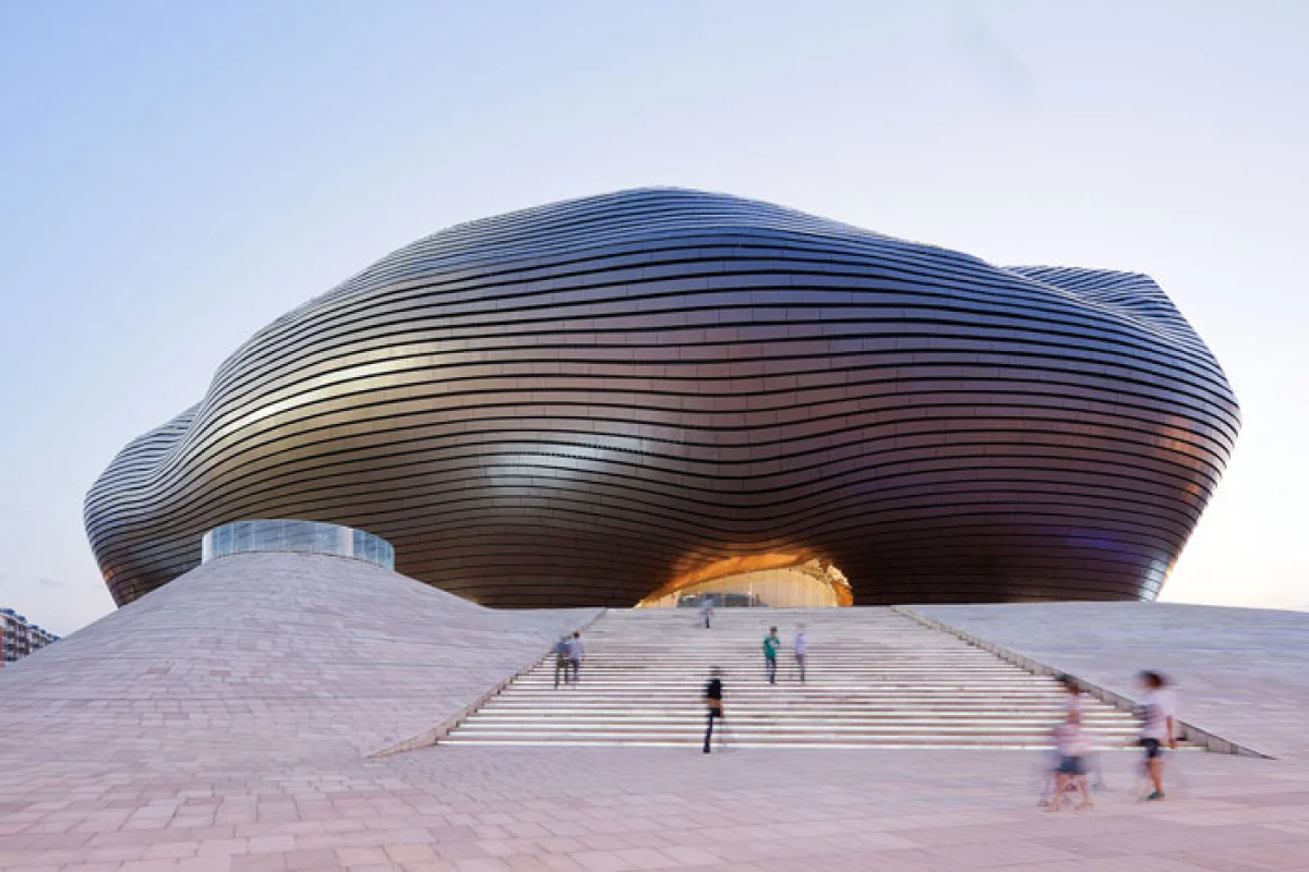The Ordos Museum is nestled in the sandy deserts of Inner Mongolia (image: MAD)