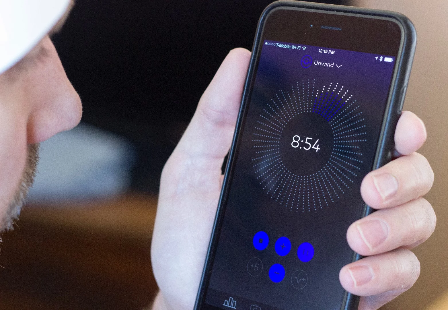 Thync's "vibes" (sessions of electrical pulsing) last either 5 or 10 minutes (with an optional 5-minute extension for each one)