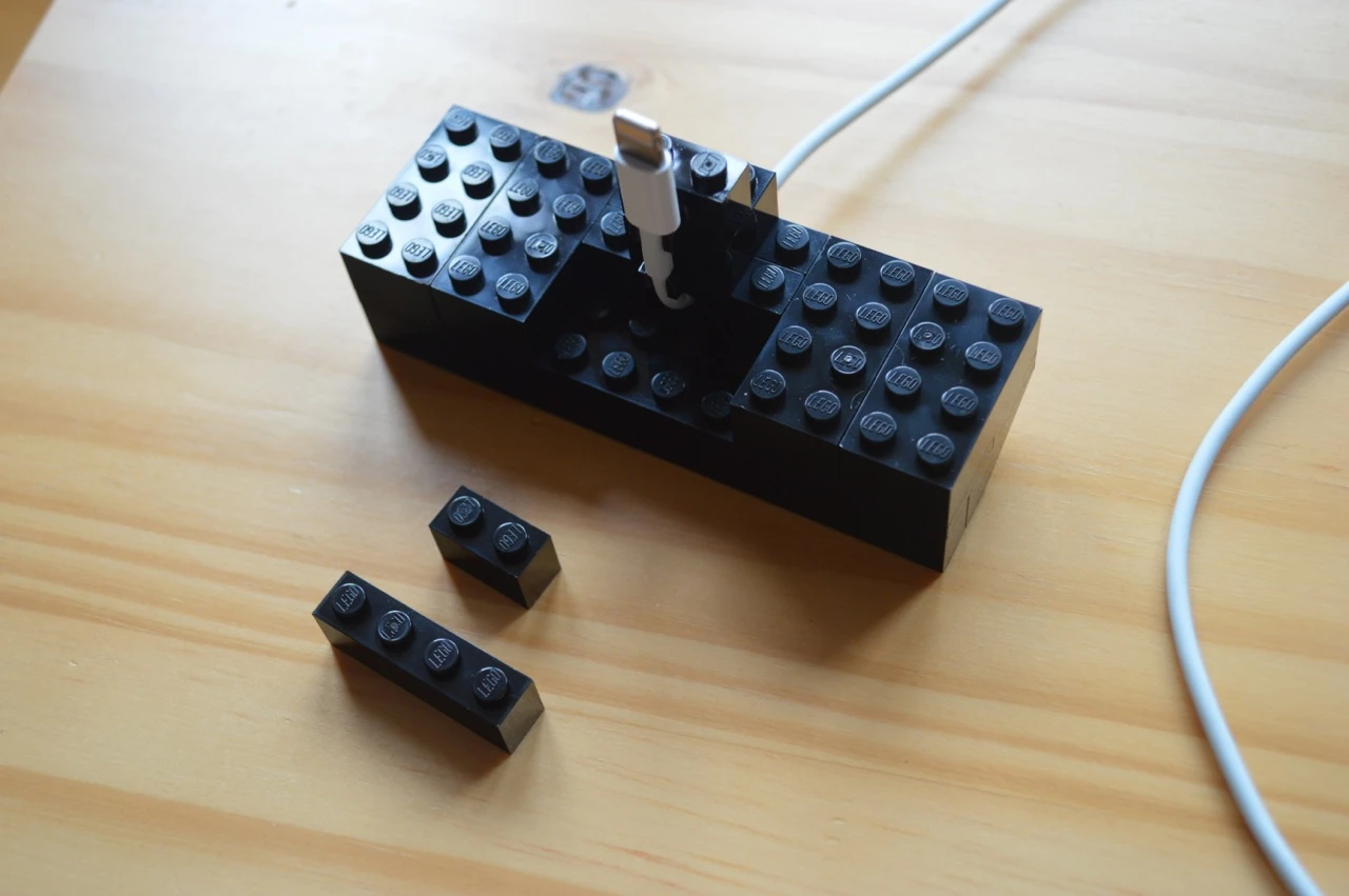 Assembly guide step 13 (Photo: Gizmag)