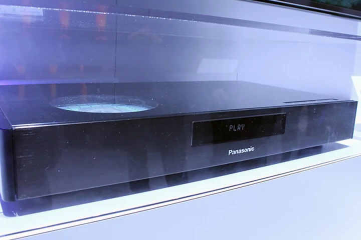 Panasonic's new Blu-Ray player prototype includes High Dynamic Range support (Photo: Eric Mack/Gizmag)