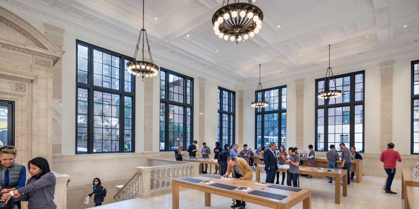 The US Mortgage & Trust Company Building was originally designed by Henry Otis Chapman and completed in 1922