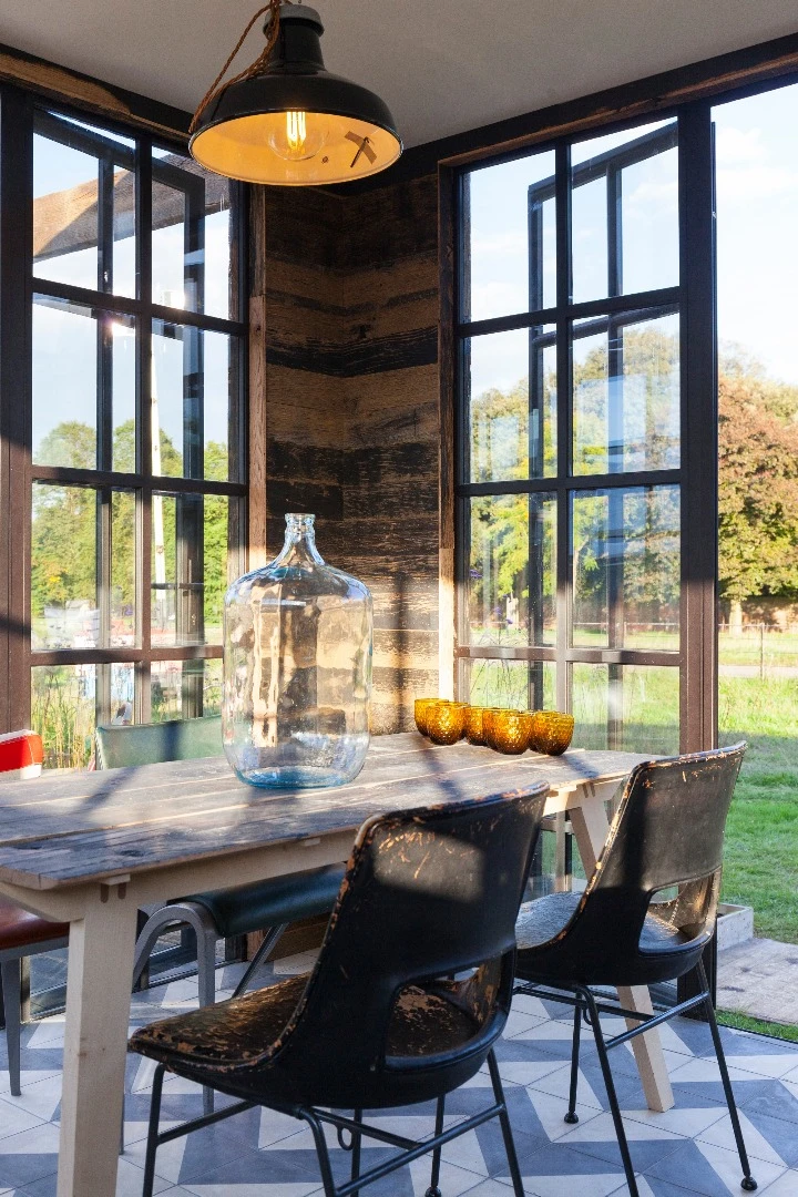 The Bert and May Group has created four different versions of its prefabricated Big Box home, ranging from a 46 sqm (495 sq ft) two bedroom family home, down to a 7.7sqm (82 sq ft) tiny home