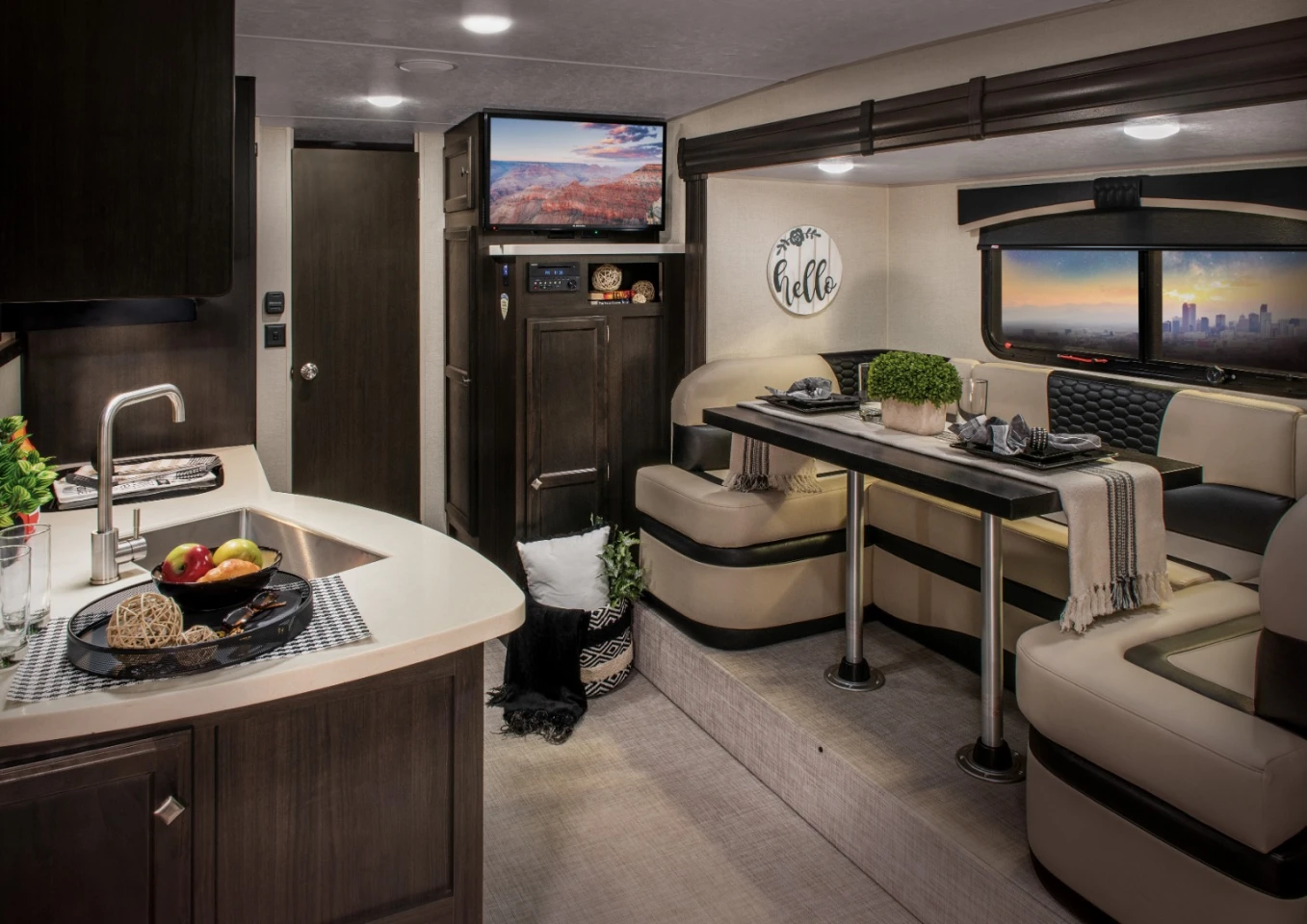 Sonic X interior
