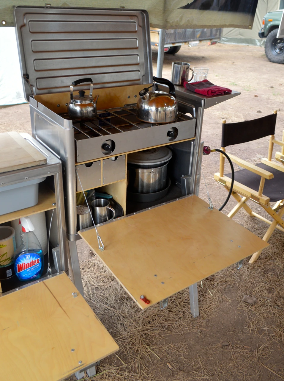 Kanz Field Kitchen