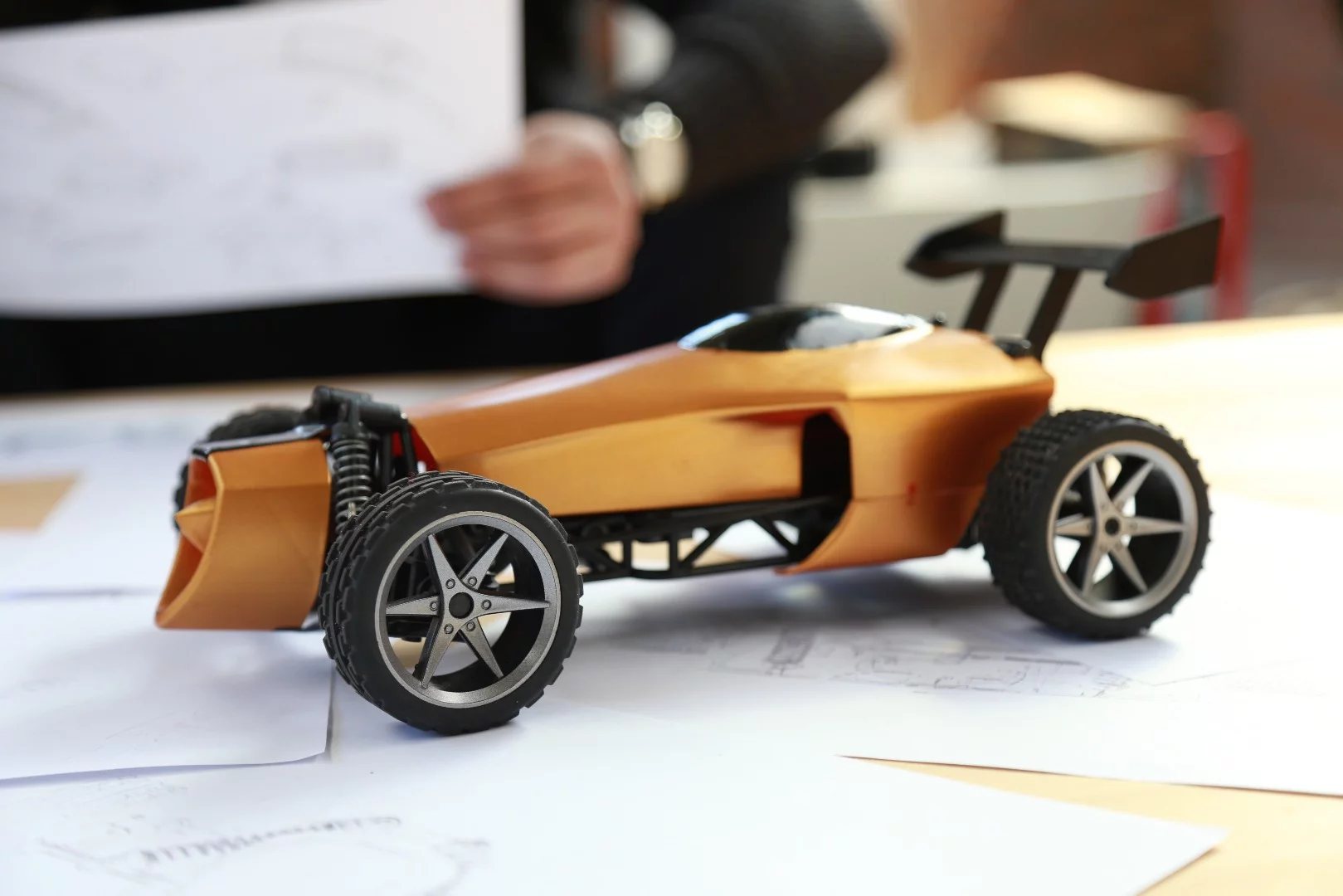 The Ultigesture Gesture-Controlled Smart Car