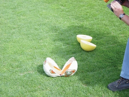 One of the areas creatingdifficulties in the early stagesis the ball, which needs to carrythe transmitter in the centre