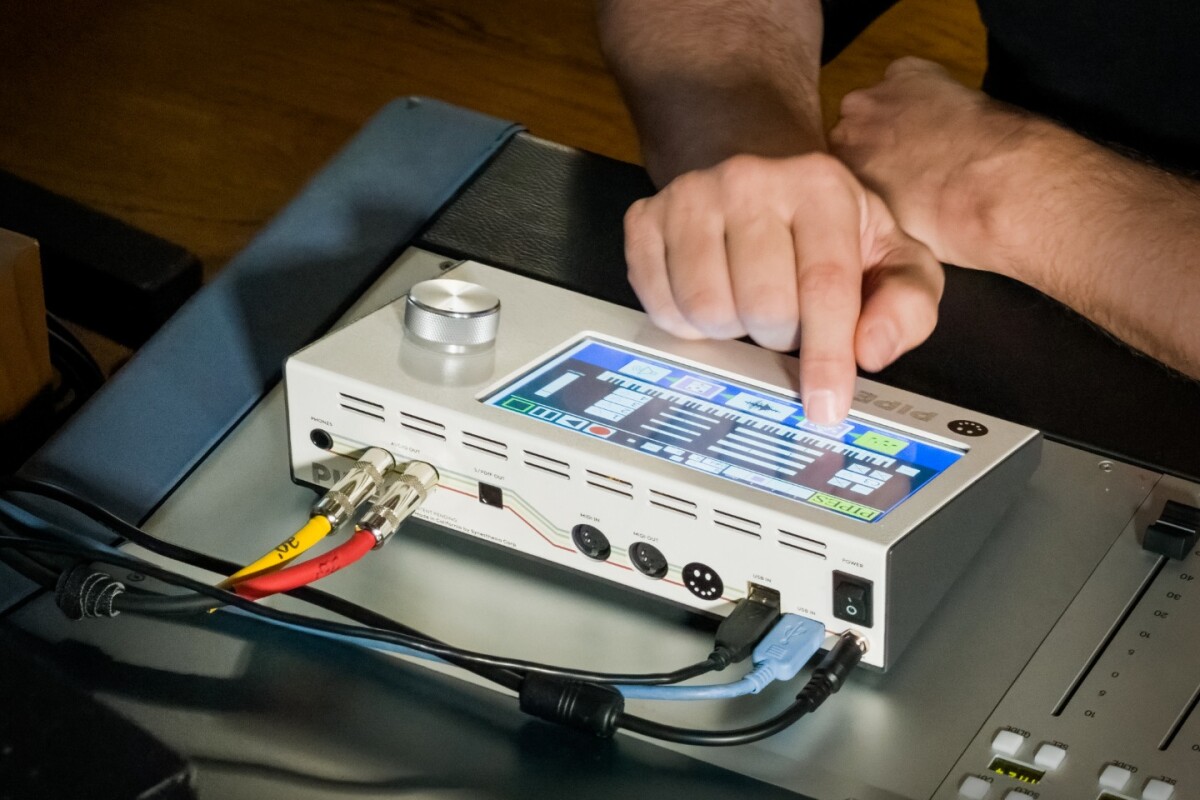 Pipes brings music production hardware and software together