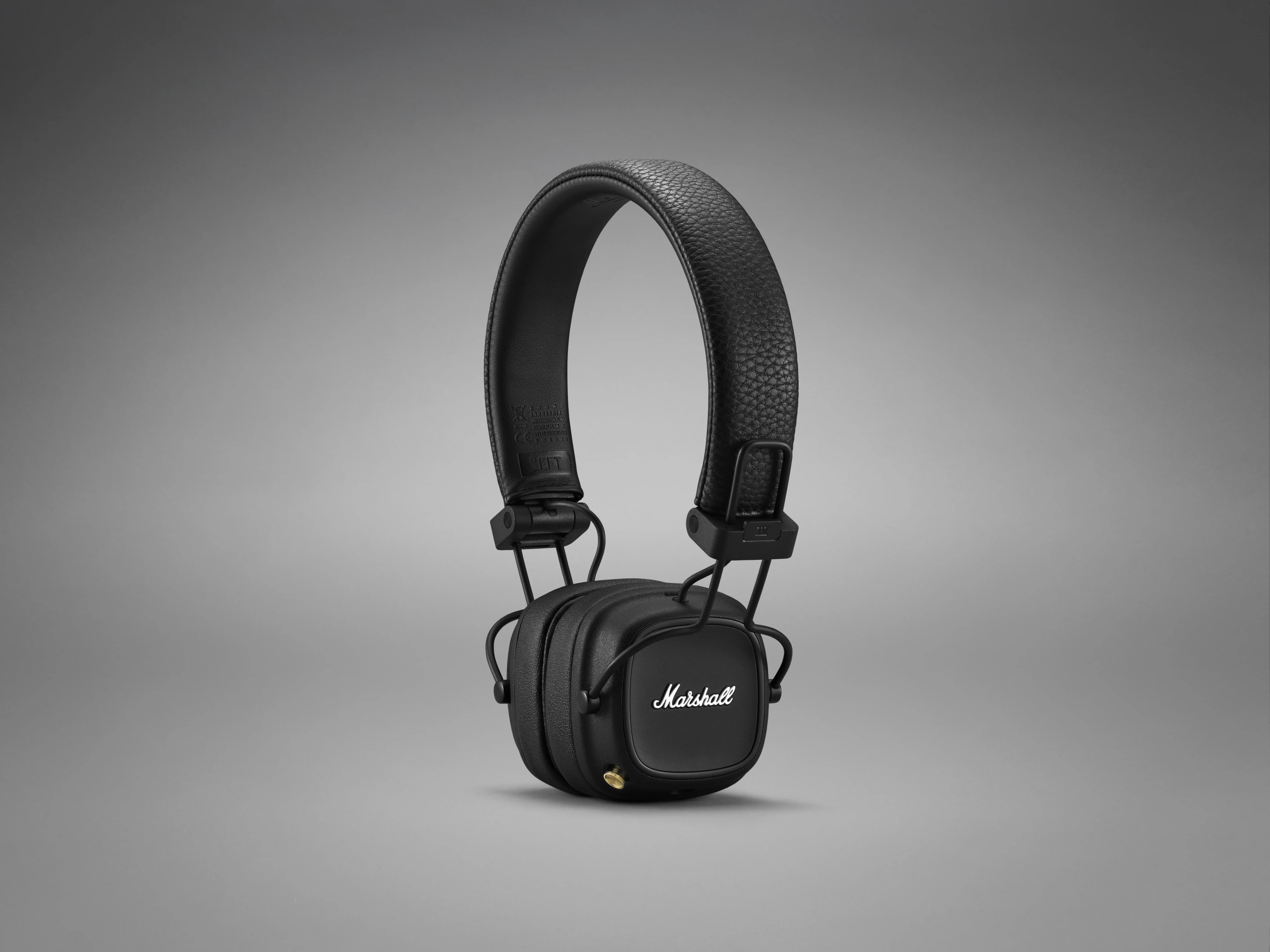 The Major VI wireless headphones weigh in at just 5.82 oz