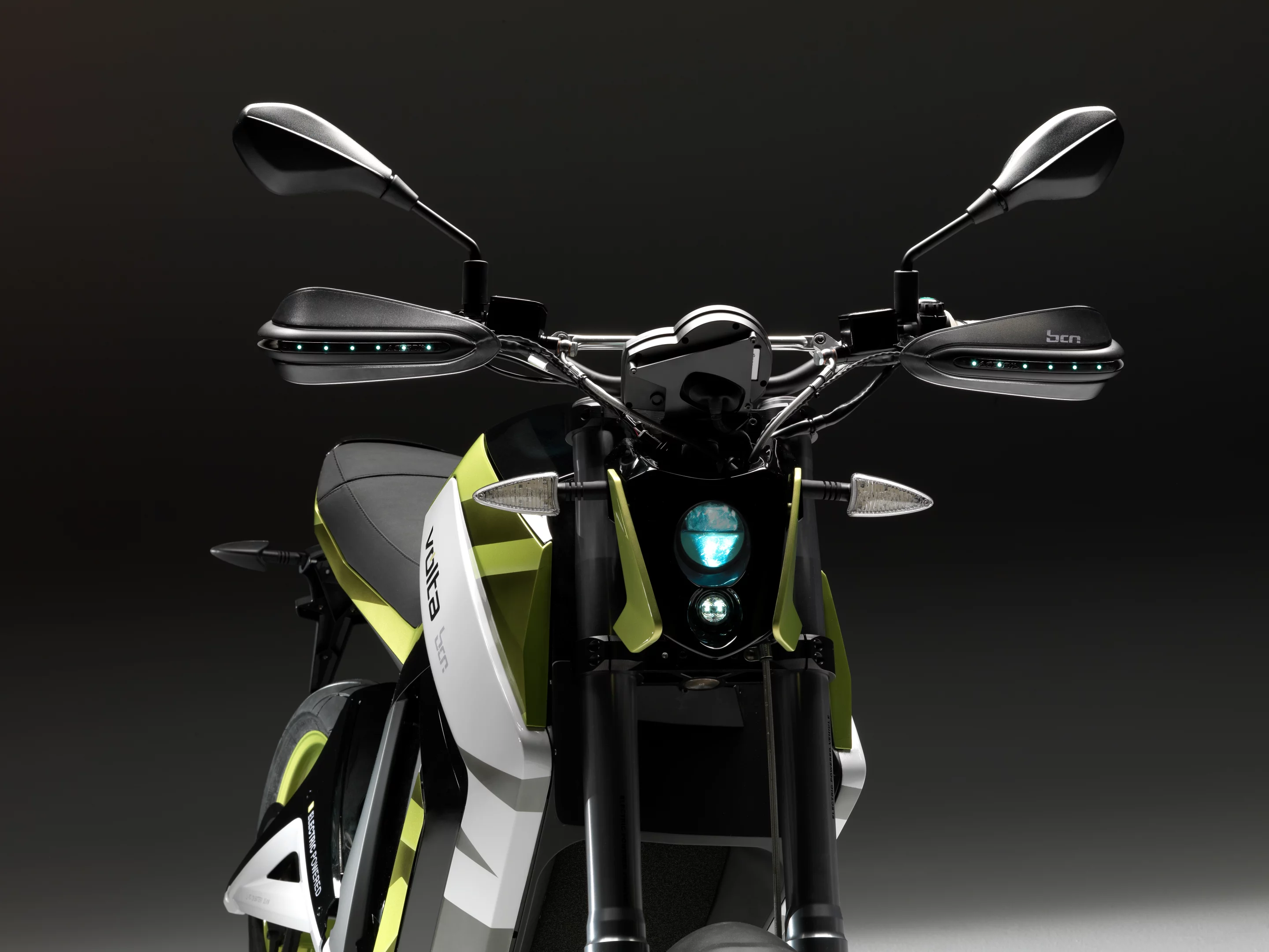 The Volta BCN Sport electric motorcycle benefits from LED lighting throughout