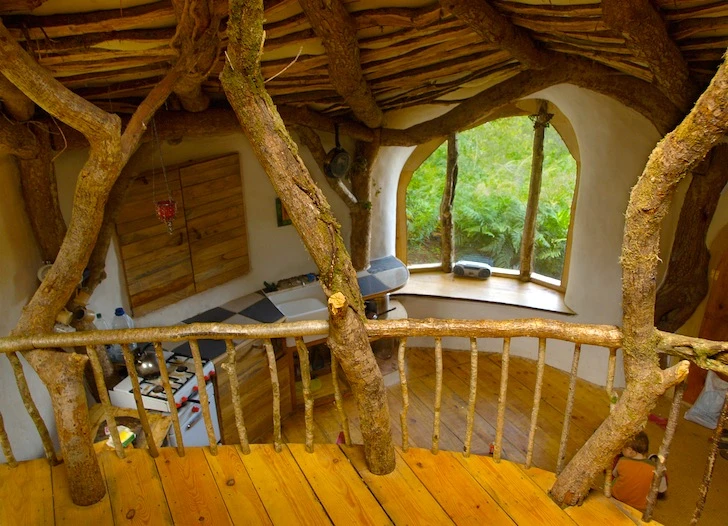 Simon Dale's hobbit hole is situated in rural Wales, UK