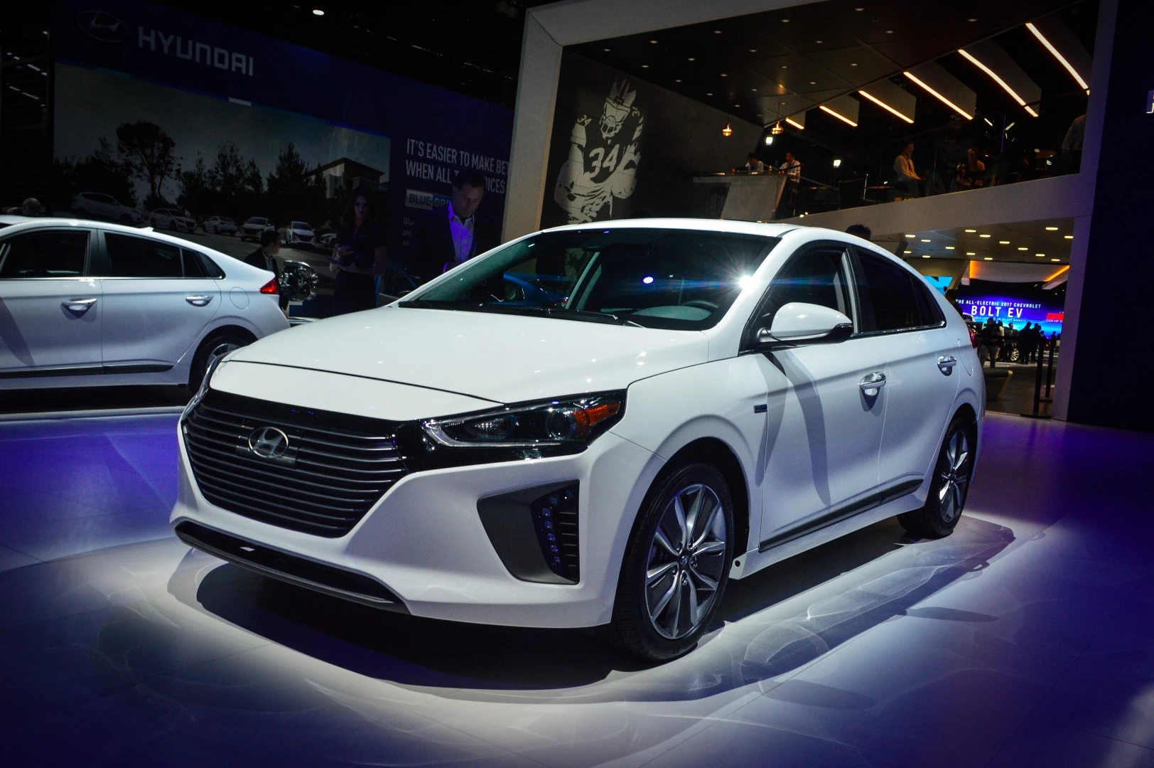 Hyundai IONIQ Hybrid