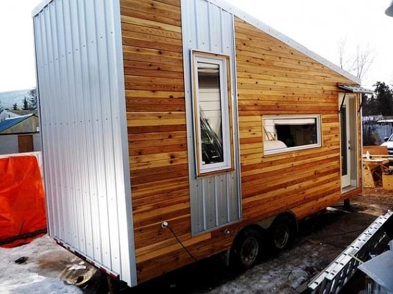 Designed to withstand the cold Canadian climate, Leaf House Version.2 is a custom built, fully self-contained portable home
