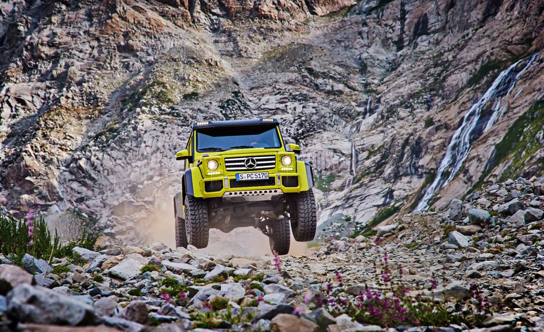 Whether you choose to launch it into the air or not, the new G500 4x4 Squared promises plenty of off-road fun