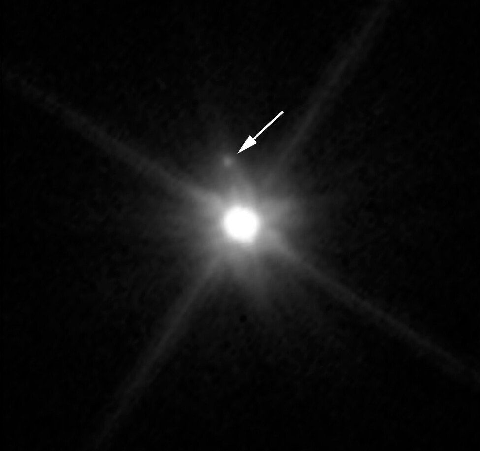 Hubble image of Makemake and MK 2