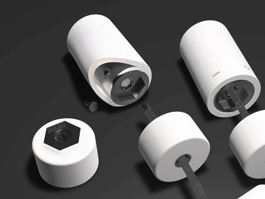 Peeling back the TPU casing reveals a cable detach screw for easy repair, replacement or customization