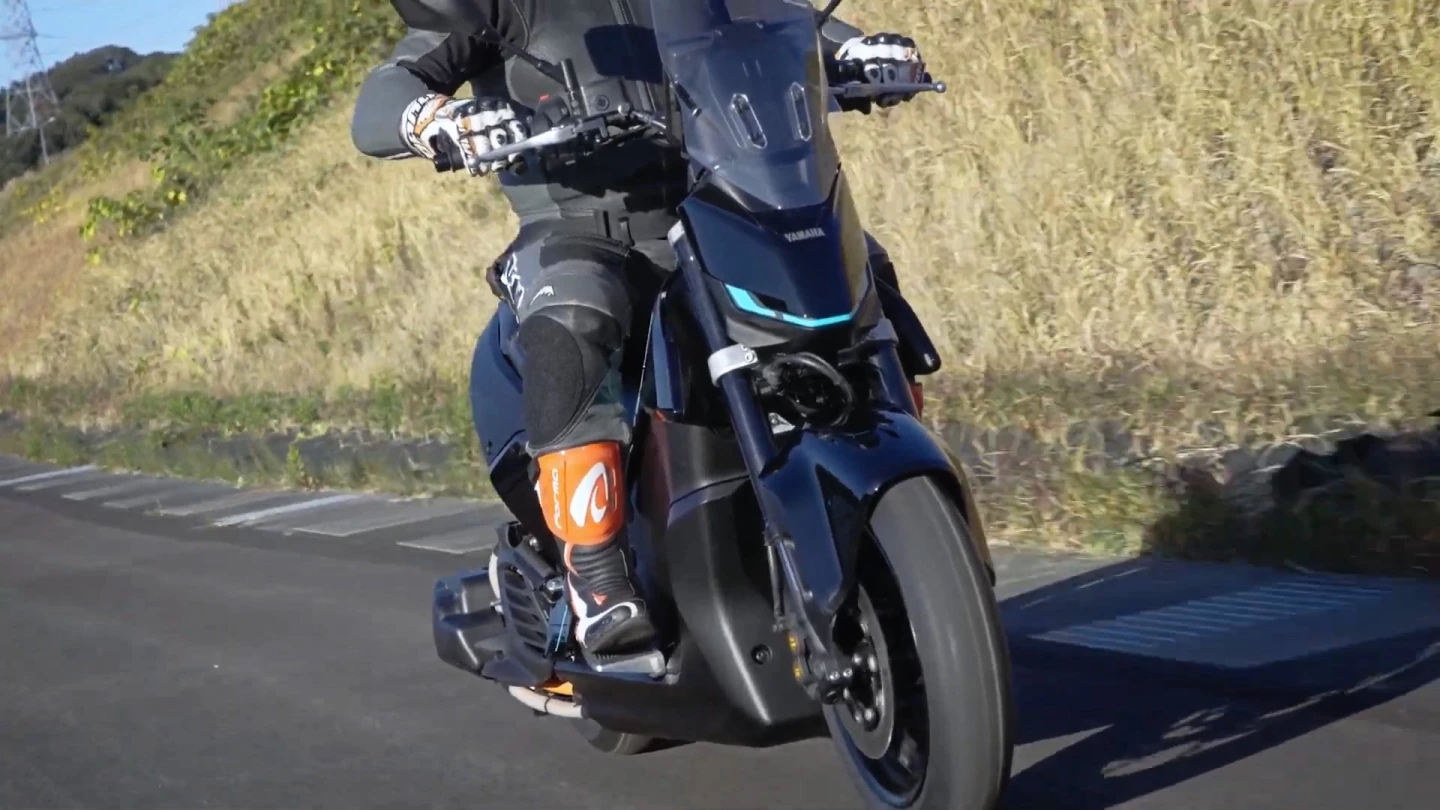 The SPHEV system offers two boost modes to help you swiftly overtake traffic