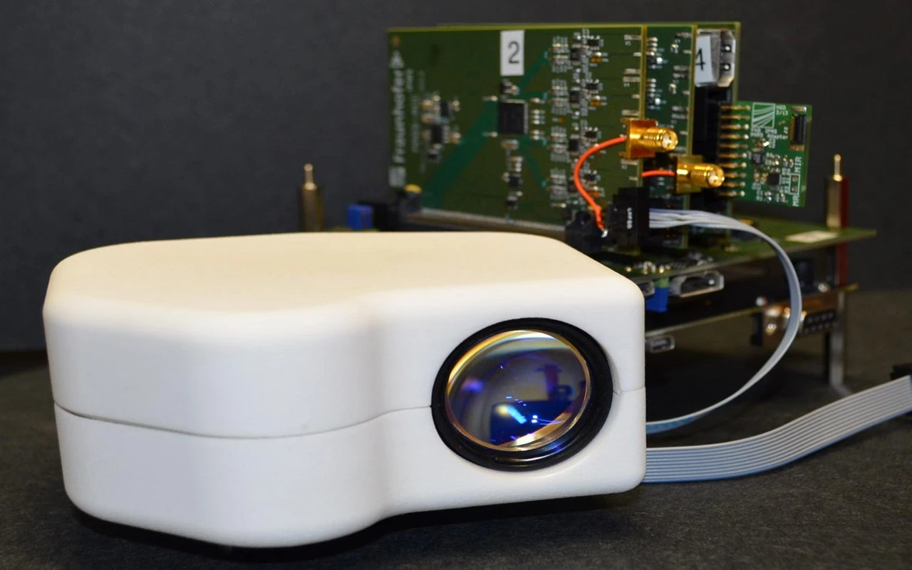 The Mobile Authentication via Retina Scanner (MARS) prototype is compact and portable (Photo: Fraunhofer IPMS)