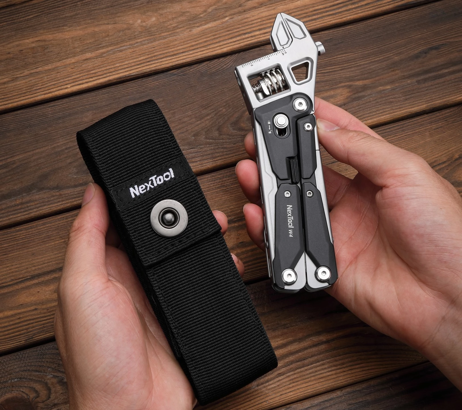 The W4 comes with a storage case