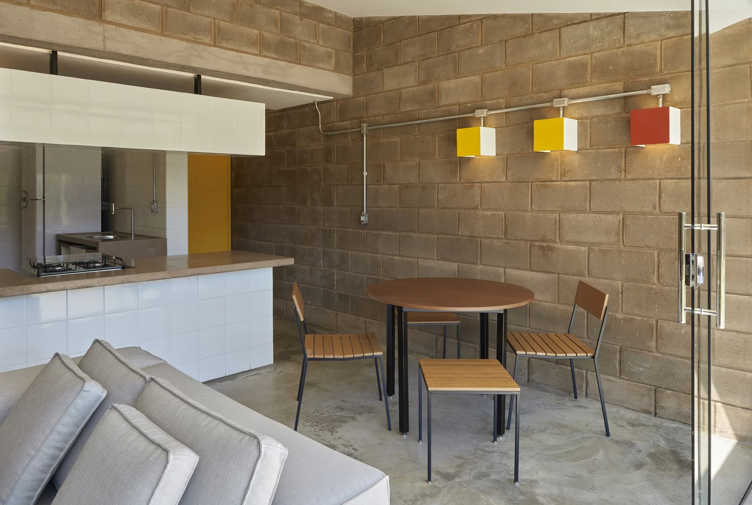 The Sustentable House is built using upcycled and mining waste building materials