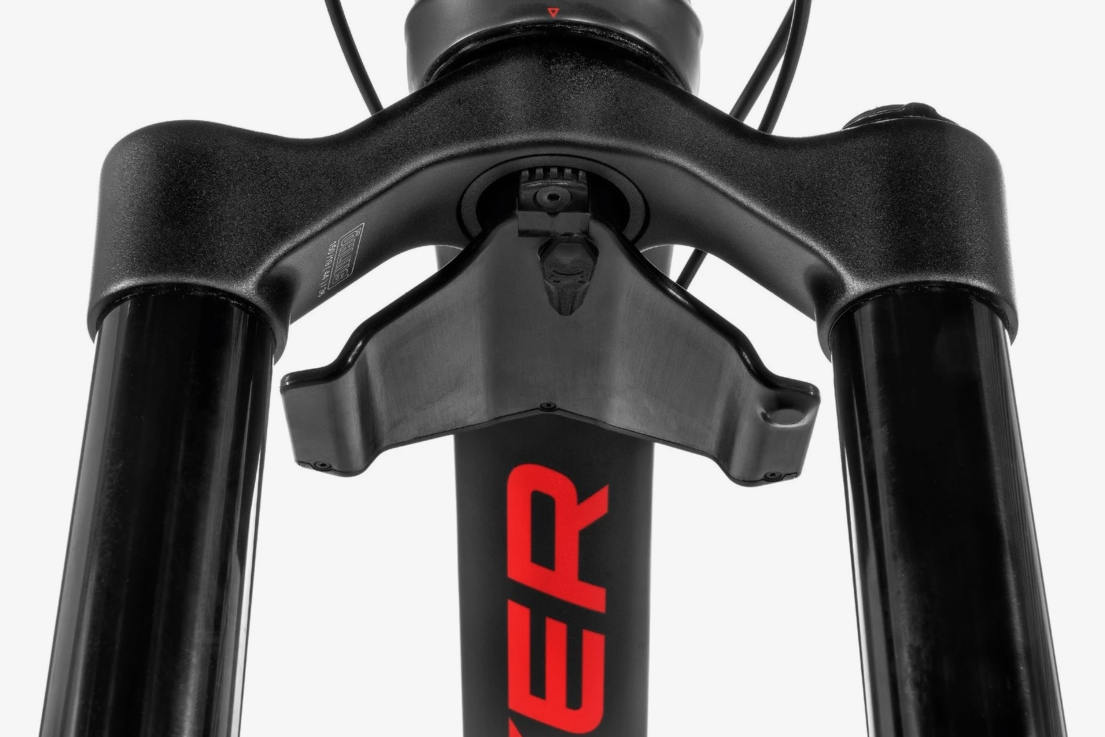 The MIND system continuously measures suspension compression and expansion, by monitoring the changing distance between sensors (underside of fork crown, in photo) and corresponding magnets