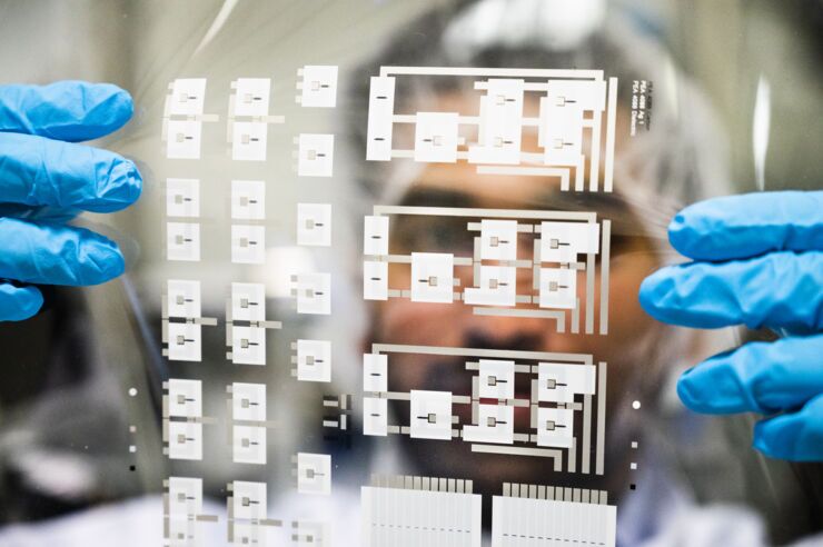 A sheet of transistors printed onto a plastic film, which form the basis of the new artificial neurons