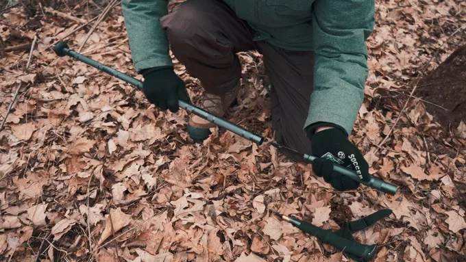 Simply called the Trekking Pole, the carefully engineered hiking accessory comes in an adjustable aluminum body that can be packed down to length of 52 cm (25 in) or stretched out 125 cm (50 in)