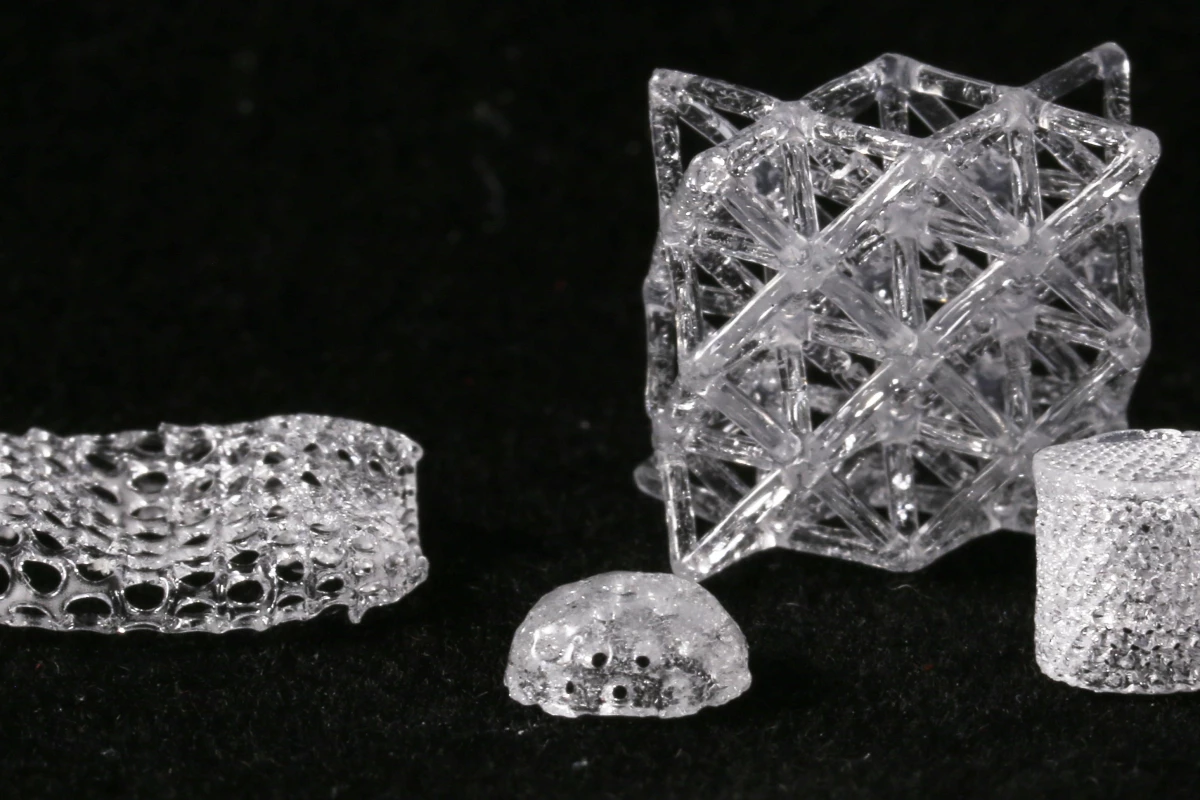 Examples of objects that have been created utilizing the new 3D-printing technique