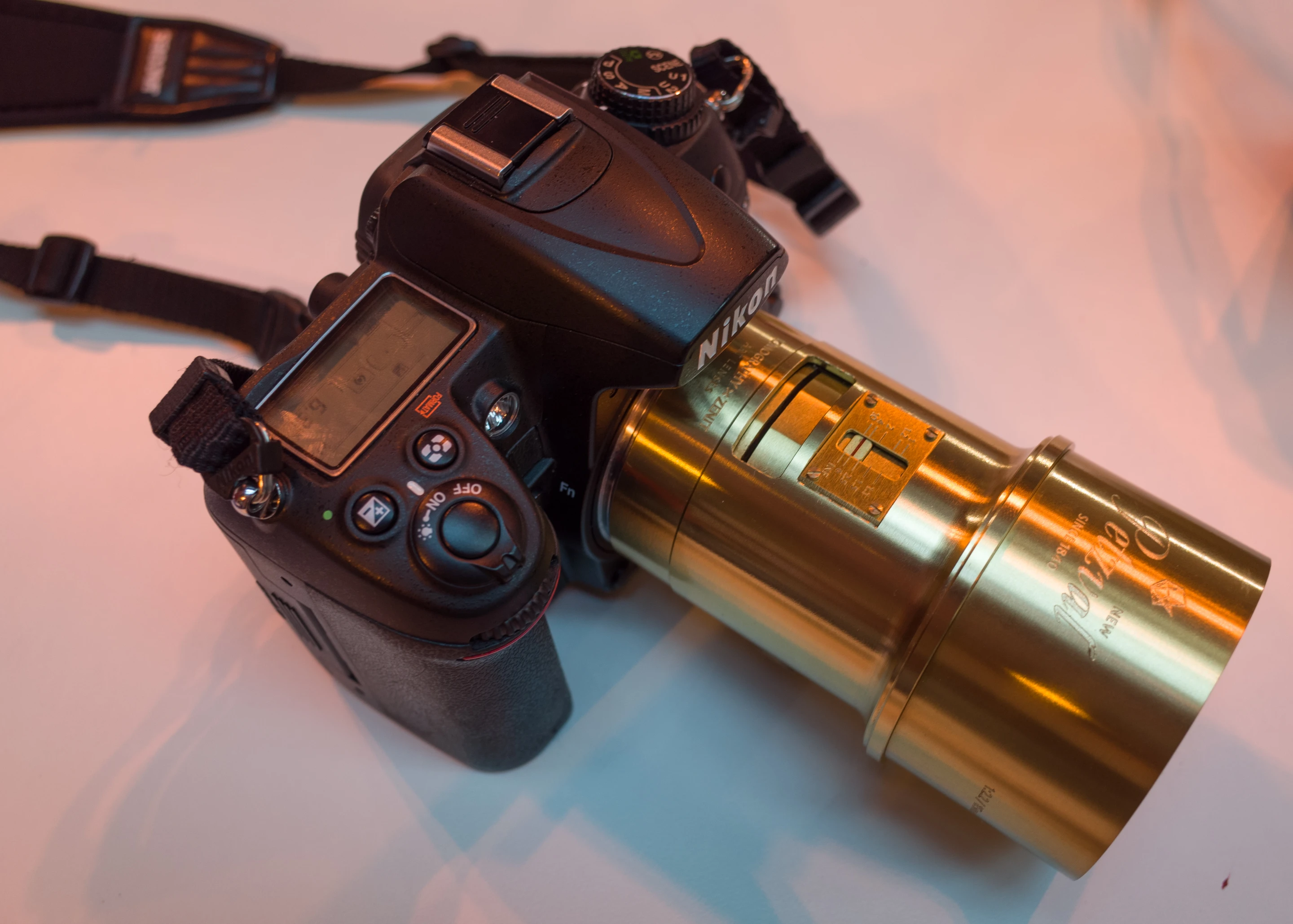 Lomography New Petzval Art Lens comes in either Canon EF or Nikon F mounts