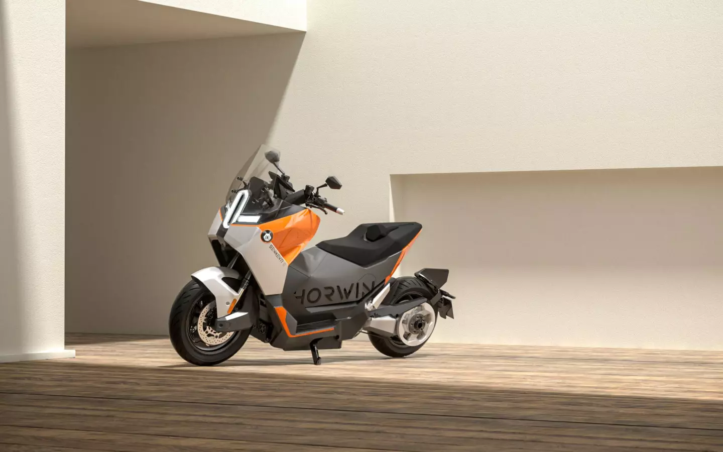 The Senmenti 0 has an estimated range of 186 miles and a top speed of 125 mph
