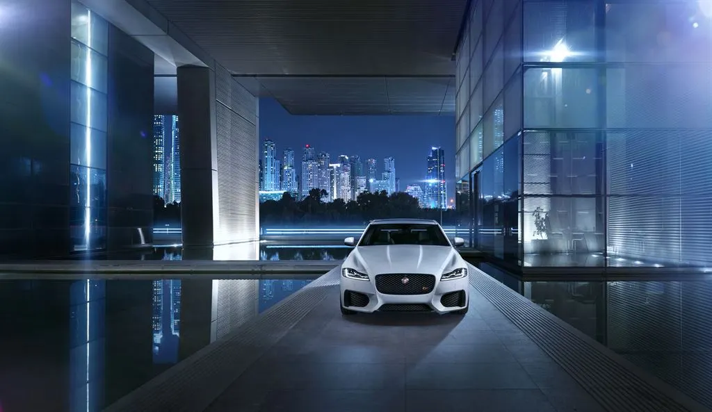 The 2016 Jaguar XF has more headroom than prevously