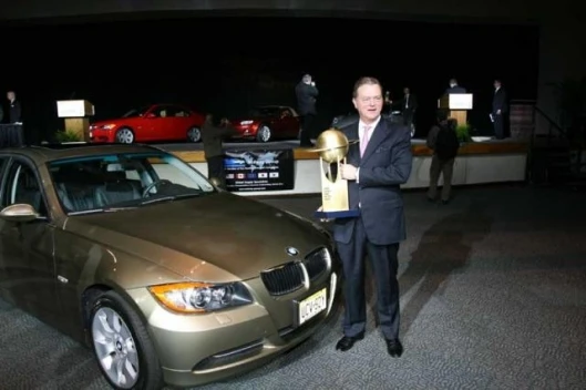 “We are delighted to receive this recognition of the 3 Series,” said Tom Purves, Chairman and CEO of BMW of North America. “It is often more difficult to replace an acknowledged segment leader than to introduce a new car. Based on awards like this and t