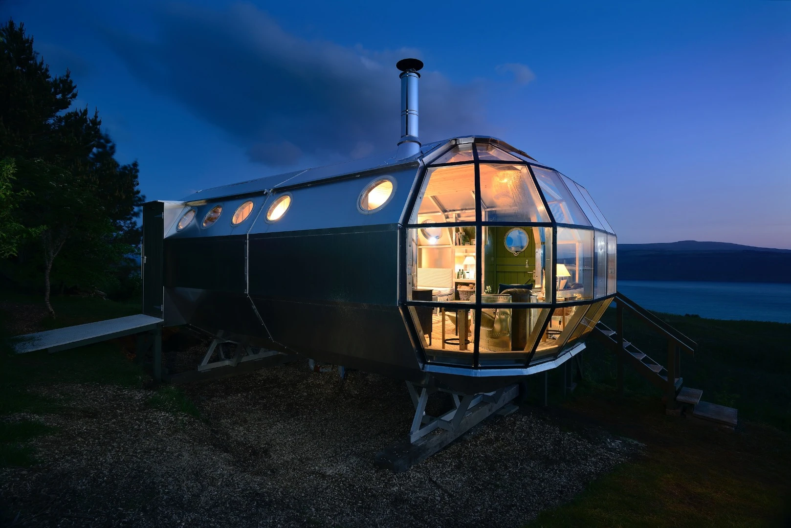 The aluminum design of the AirShip 002 brings to mind the classic styling of the Airstream