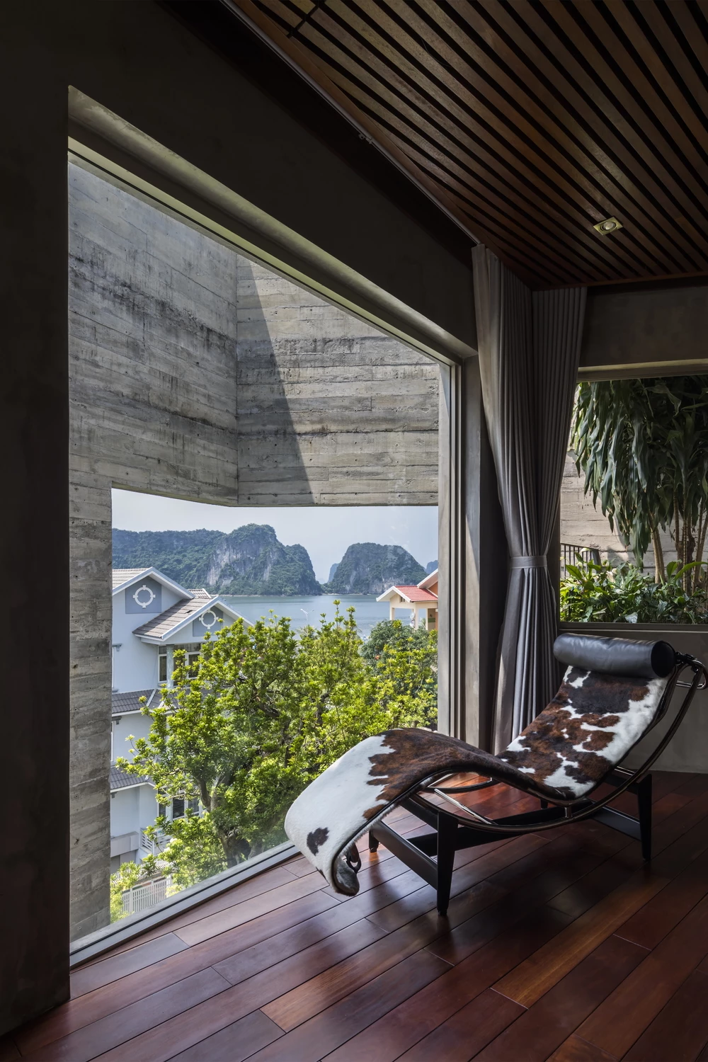 Ha Long Villa is situated on a site overlooking a bay with rocky outcrops