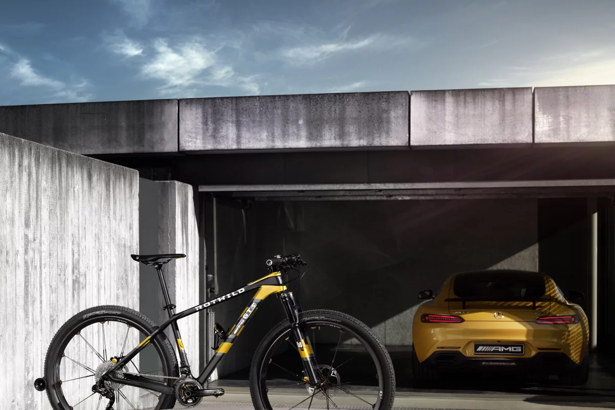 The Rotwild GT S and its four-wheeled inspiration