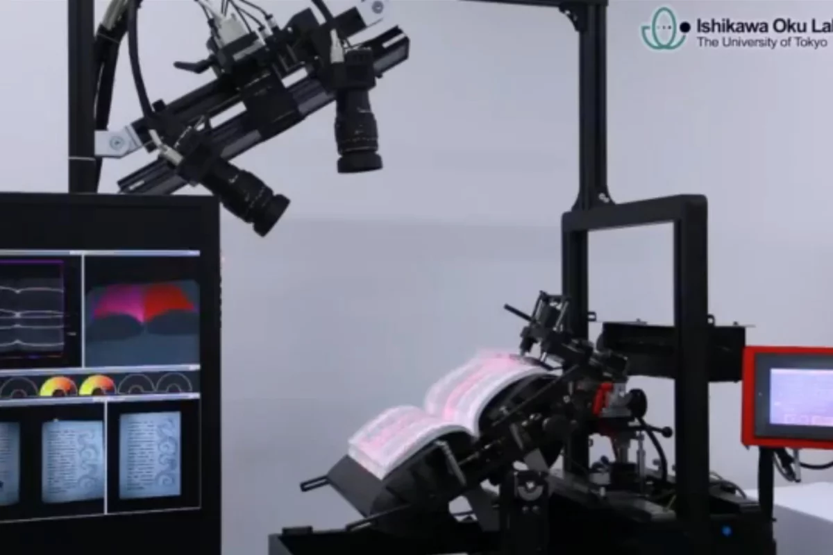 The Ishikawa Oku Laboratory robot book scanner