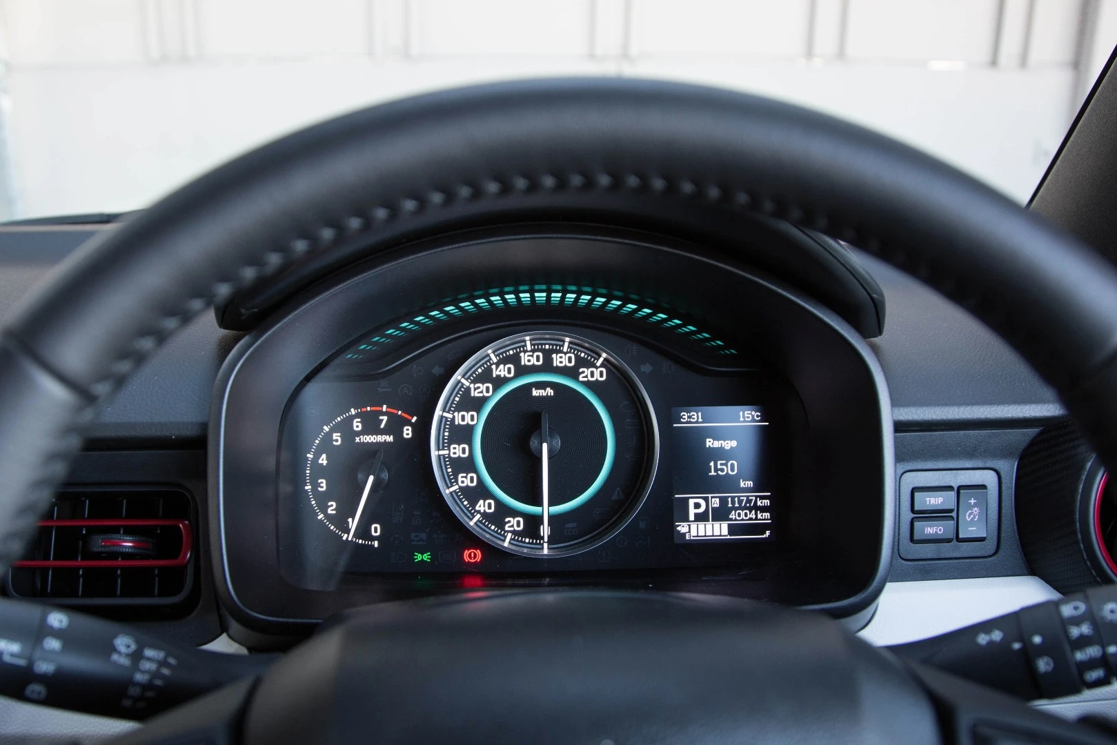 The simple instrument binnacle on the Suzuki Ignis