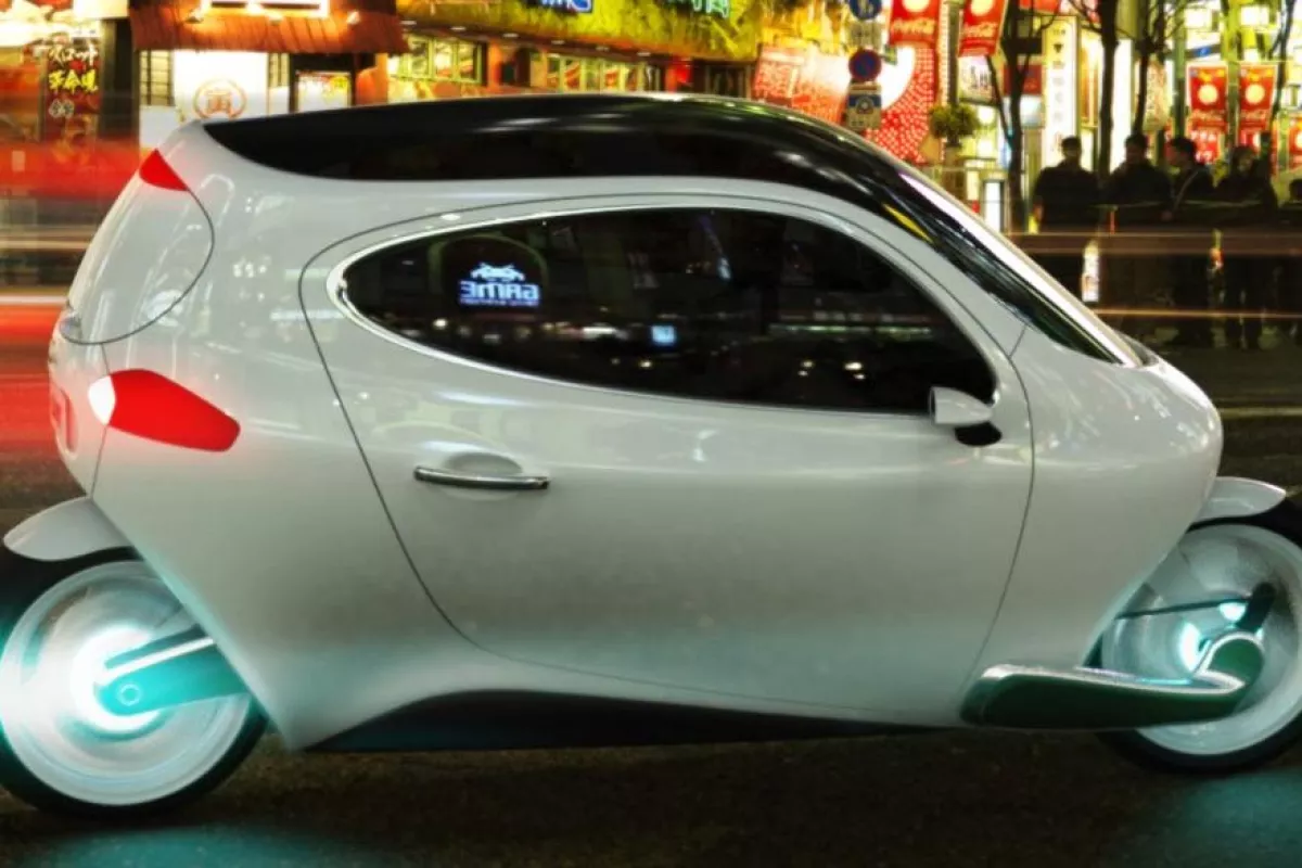 The C-1 is a proposed fully-electric and fully-enclosed self-balancing motorcycle