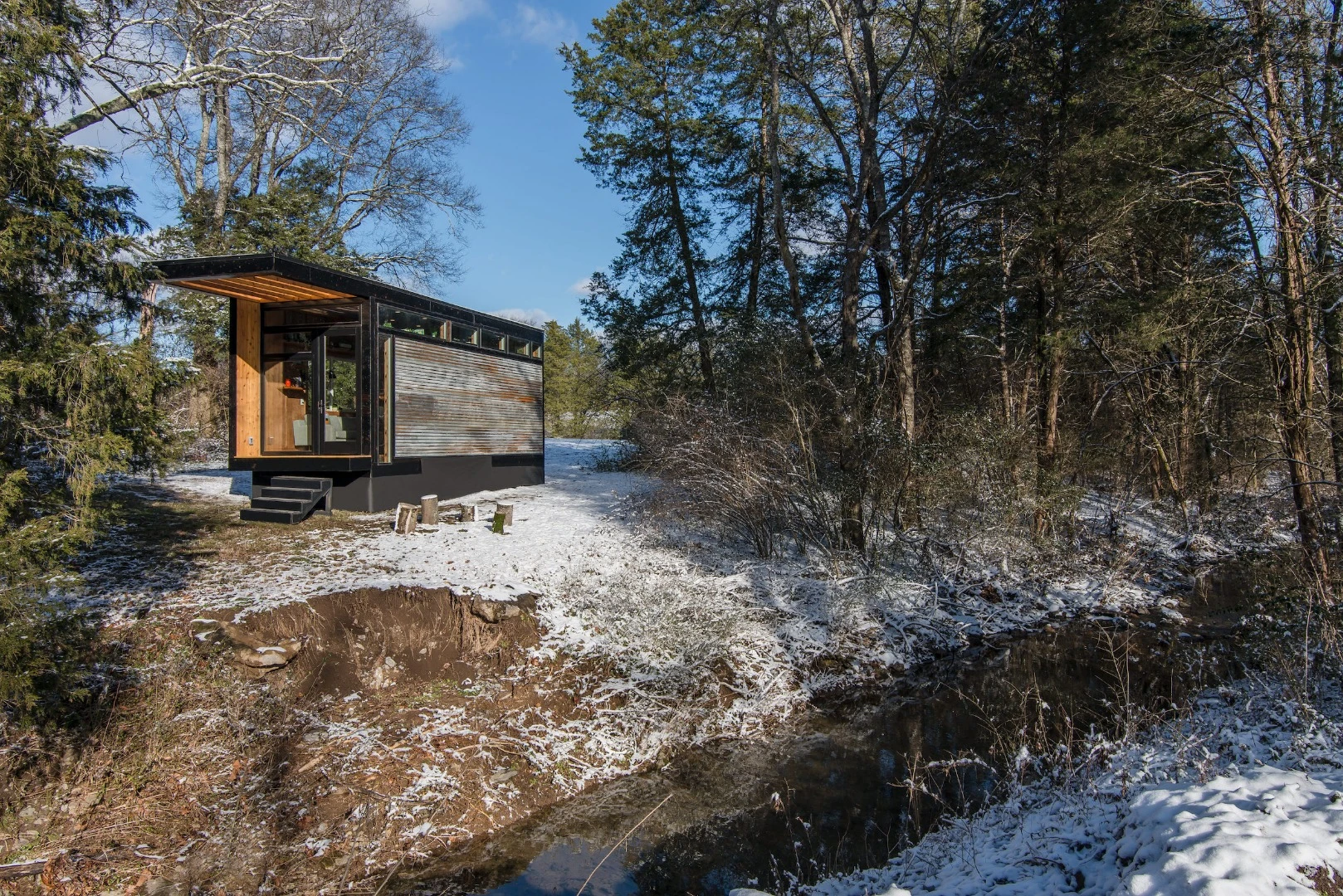 When children’s author Cornelia Funke approached David Latimer to build her a new writing studio and guesthouse, it would require a little departure from his previous work as lead designer of Tennessee’s New Frontier Tiny Homes