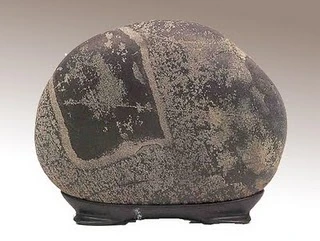 Suseok (image from Lacoste Stevenson)
