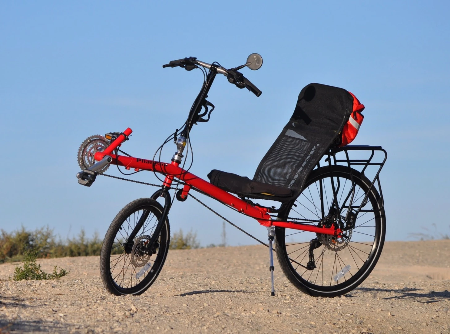 At the heart of the Lightning F-22 is a fairly regular-looking chromoly steel-framed recumbent bike