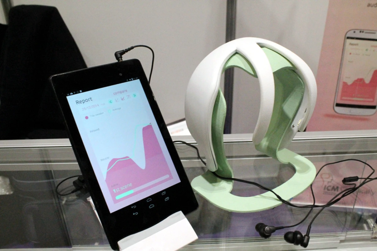 Melomind is a hew headset and app aimed at helping users to manage stress (Photo: Stu Robarts/Gizmag.com)