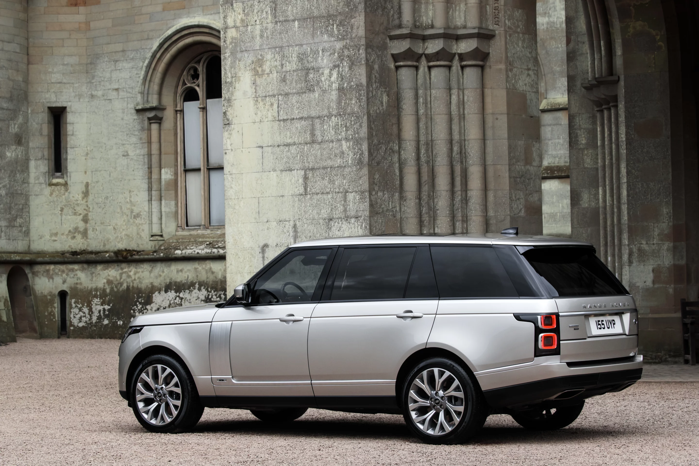 The 2018 plug-in hybrid Range Rover P400e