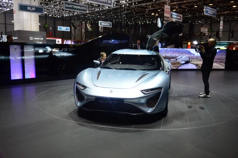 NanoFlowcell says the car is capable of speeds up to 217.5 mph (350 km/h)