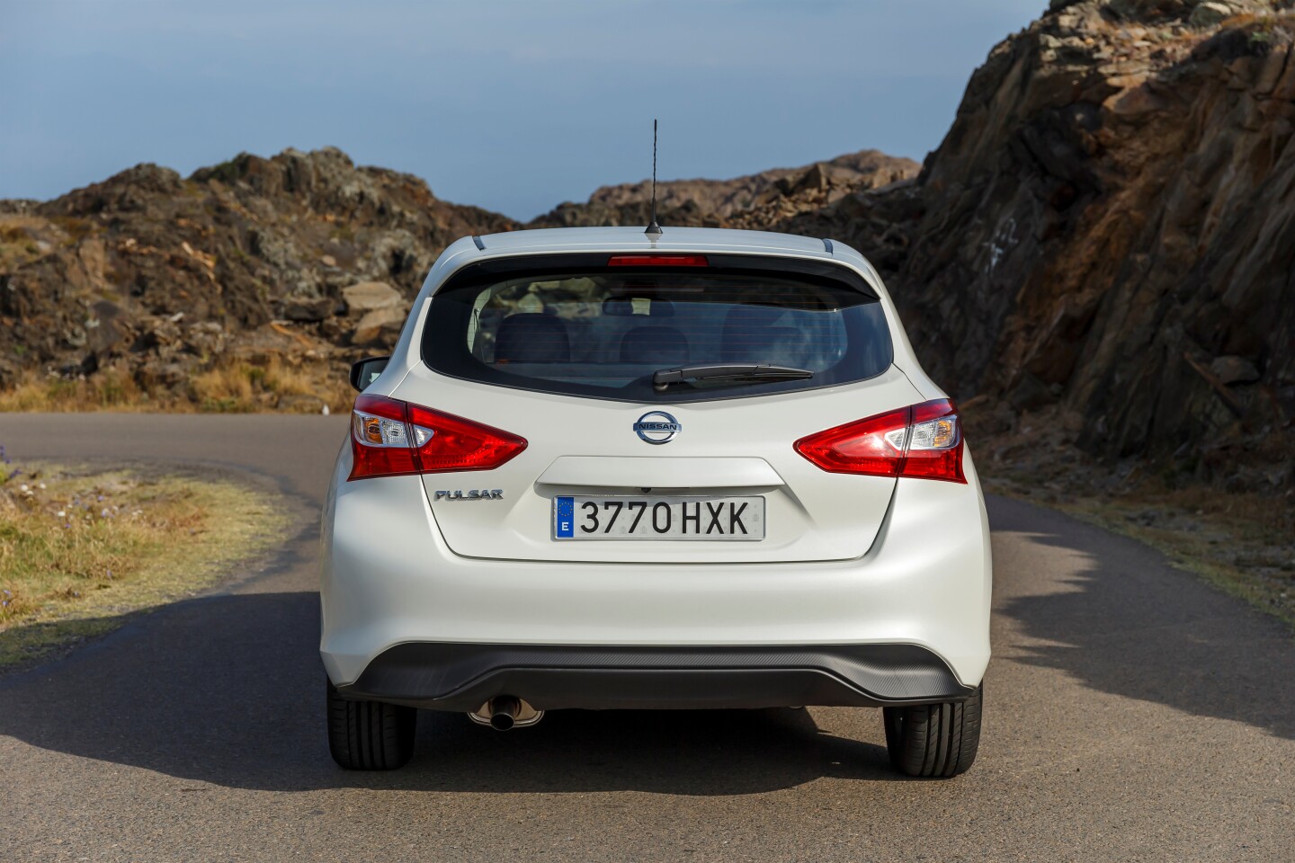 The Pulsar's rear suspension is a torsion-beam system