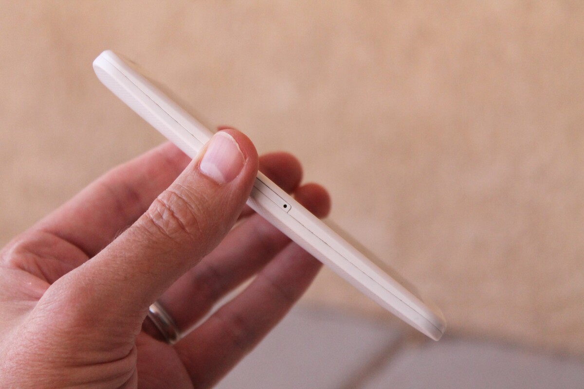 Side view of the Moto X