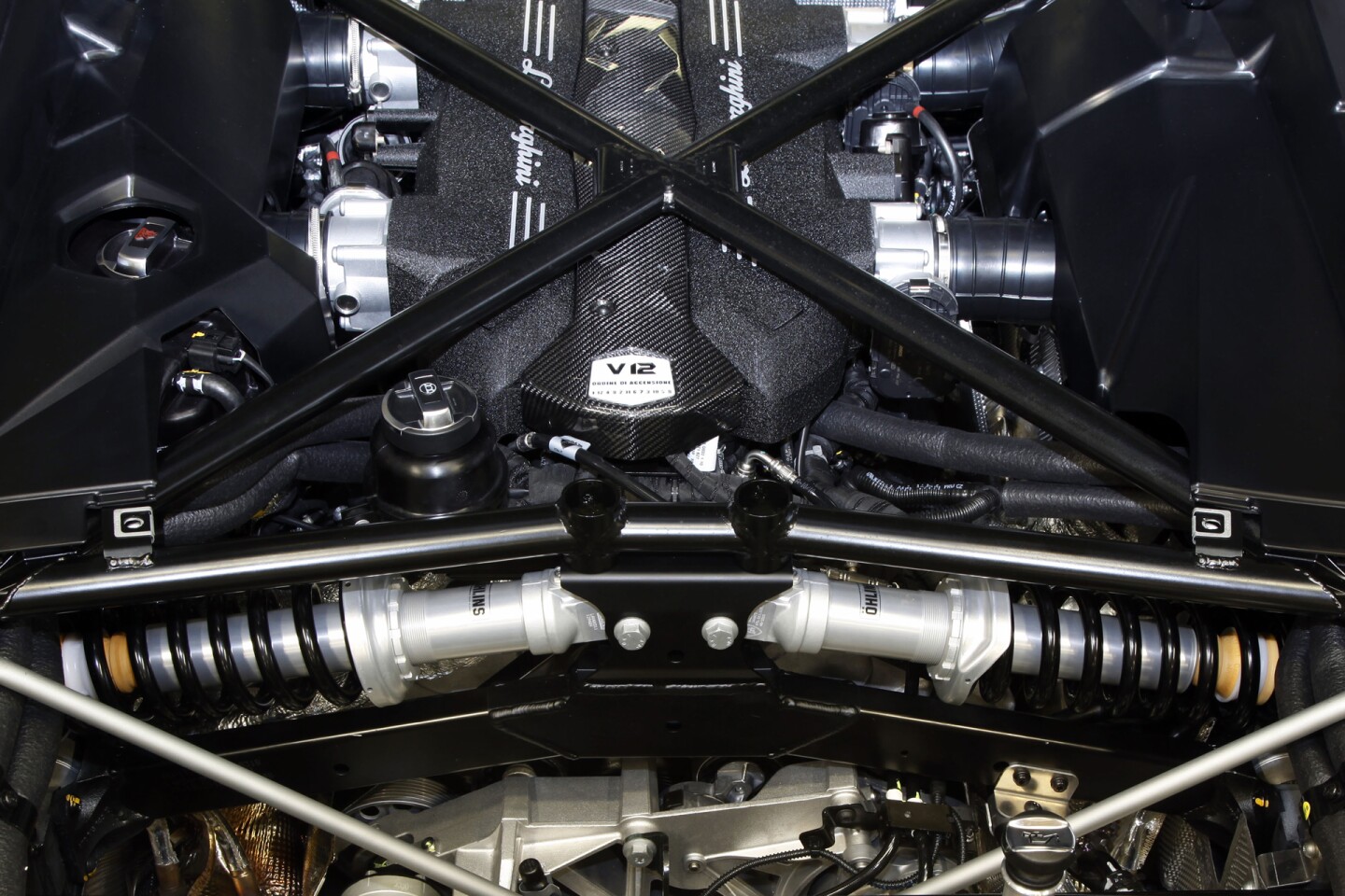 Lamborghini Introduces Pushrod Suspension To Series Production