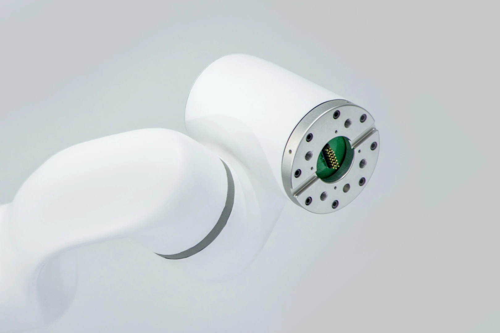 The xArm has a universal mount on the end, which allows different tools to be attached