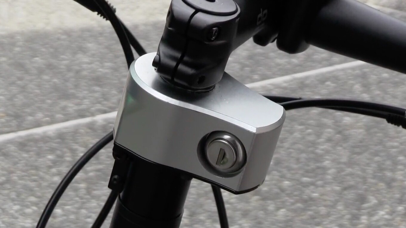 Bike lock disables steering during Quick Stops