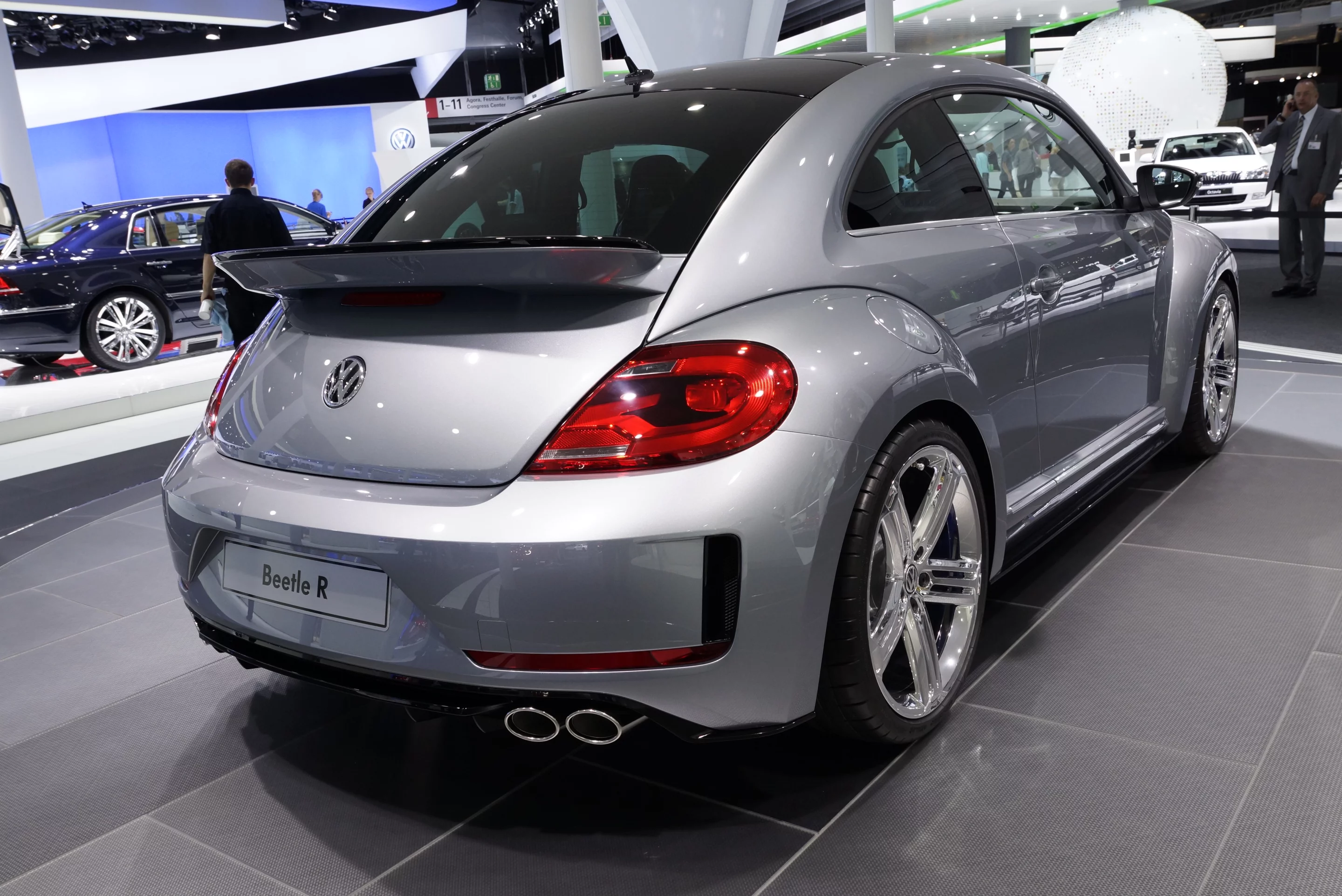The Beetle R's rear end features bumper air vents, and a larger spoiler