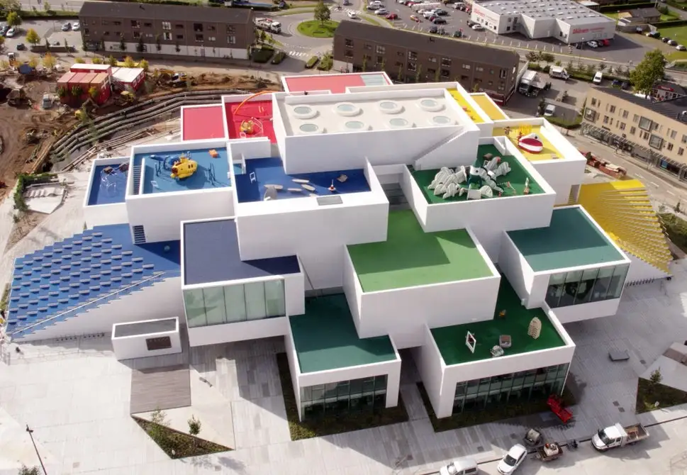 The Lego House was designed by Bjarke Ingels Group (BIG)